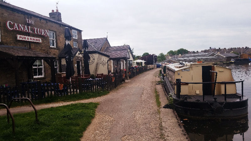 Canal Turn Pub
